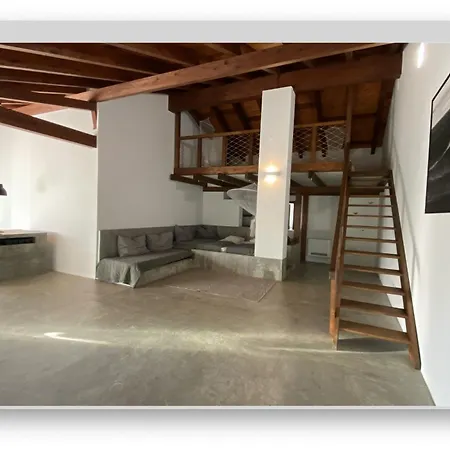 Global Chill Farm Loft * Rogil