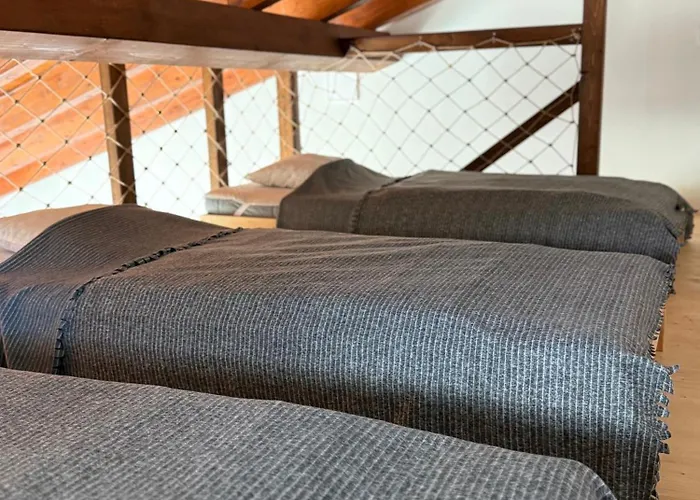 Global Chill Farm Loft *