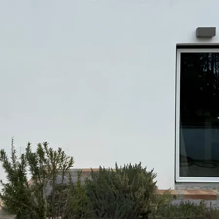 Global Chill Farm Loft Rogil